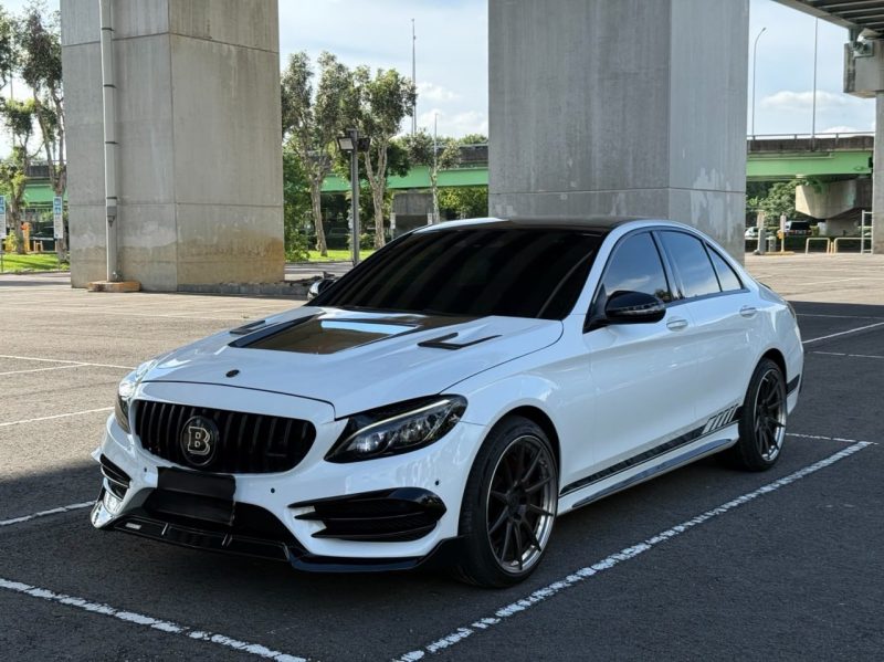 BENZ C400 AMG 中古車照片