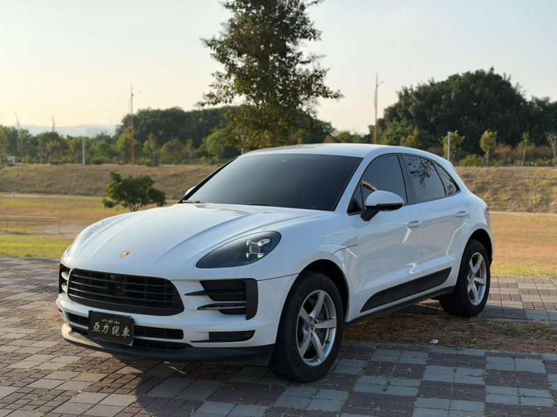 Porsche Macan 中古車照片